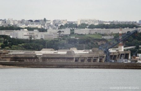 База-бункер немецких подводных лодок в БРЕСТЕ