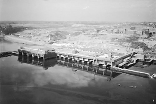 concrete_u-boat_pens_at_brest