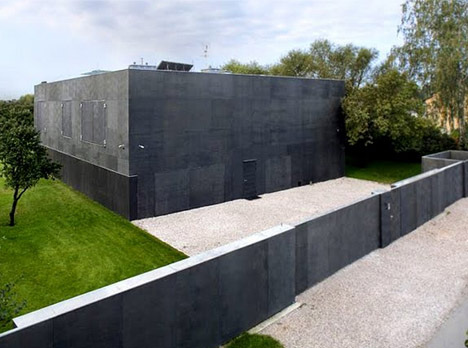 modern-concrete-bunker-house