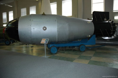 РДC-202 («Царь-бомба», также «Кузькина мать»)