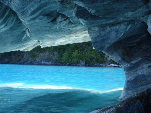 Мраморные пещеры в Чили (Las Cavernas de Marmol)