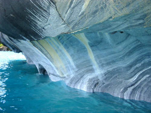 Мраморные пещеры в Чили (Las Cavernas de Marmol)