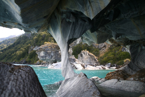 Мраморные пещеры в Чили (Las Cavernas de Marmol)