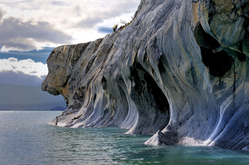 Мраморные пещеры в Чили (Las Cavernas de Marmol)