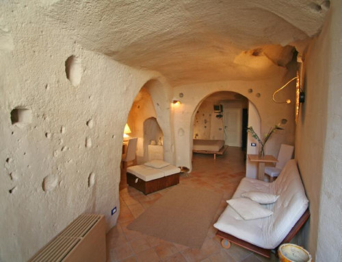 В Италии открыли пещерный отель Sassi di Matera
