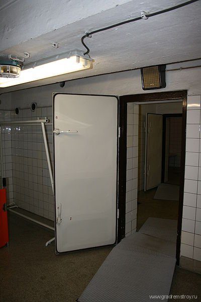 Подземный бункер больницы Thomayer в Праге (Чехия)