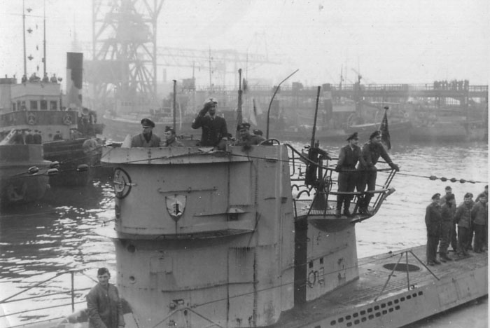База-бункер немецких подводных лодок
