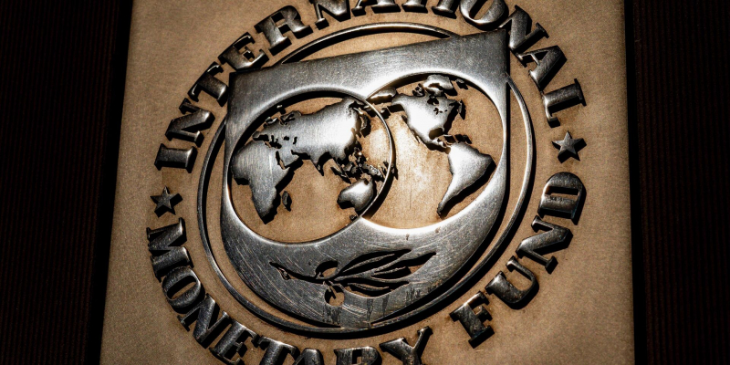 МВФ улучшил прогноз для глобальной экономики. Для Украины есть неприятный нюанс