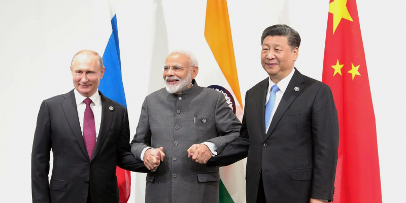 Times of India: укрепление отношений между Россией и Китаем обеспокоило Индию