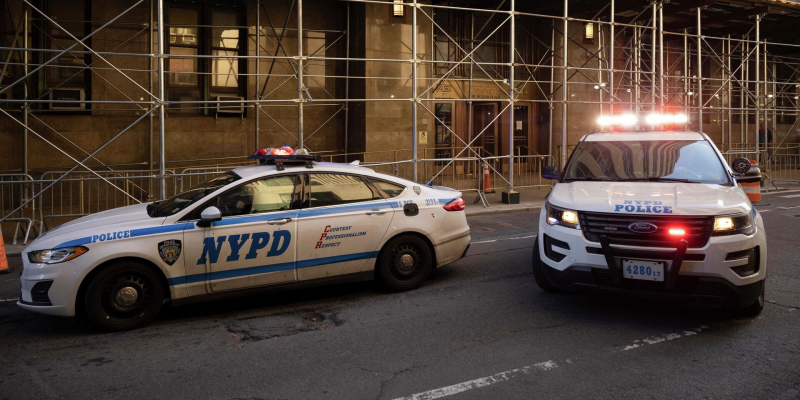 Читатели NYP высмеяли американских "полицейских-стукачей"