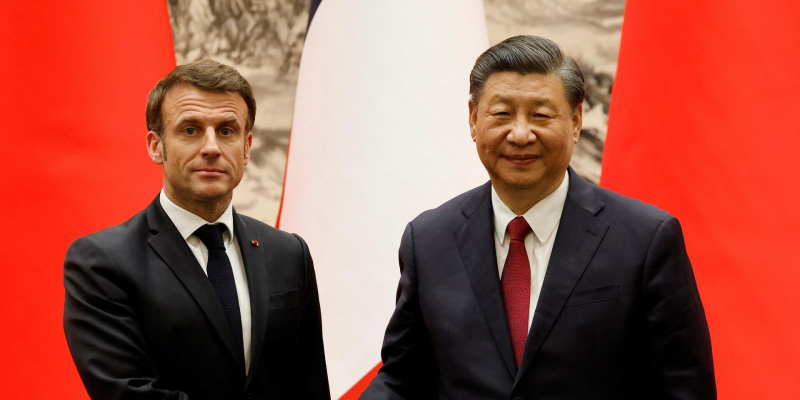 The Spectator: визит Макрона в Пекин показал нарастающую слабость и разобщенность Европы