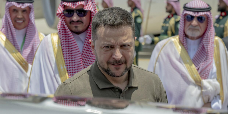 Al Mayadeen: пригласив Зеленского в Джидду, Саудовская Аравия хотела смягчить гнев США