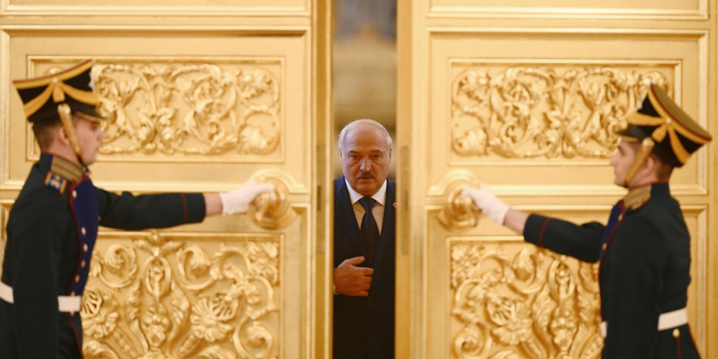Политолог Можейко: независимая Белоруссия для России выгодна, поэтому поглощения не будет 