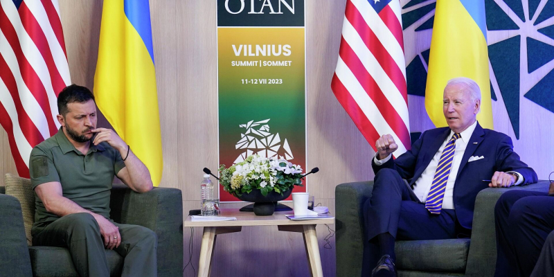 Украина и реакция США: перегруженность зоны