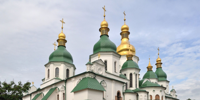 Figaro: ЮНЕСКО объявила храмы Киева и Львова "объектами, попавшими под угрозу"  