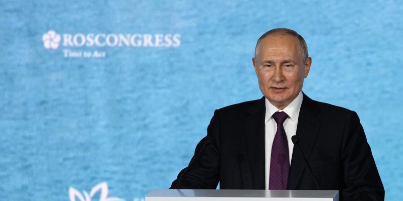 Путин сигнализирует о доверии к рублю: радикальные меры не нужны