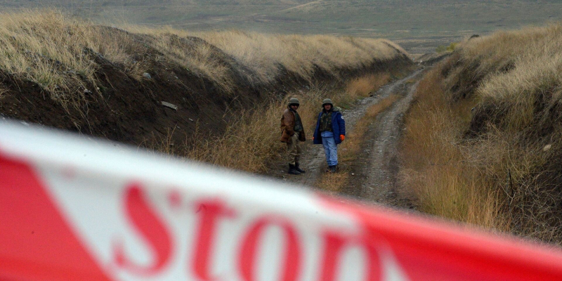 Welt: в ФРГ скептически отнеслись к призыву Бербок "прекратить атаки" в Карабахе
