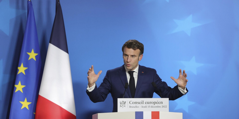 Французская дипломатия в состоянии смерти мозга