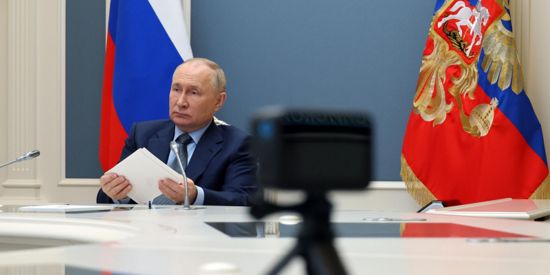 "Гигант". Читатели Il Fatto Quotidiano восхищены заявлениями Владимира Путина на саммите G20