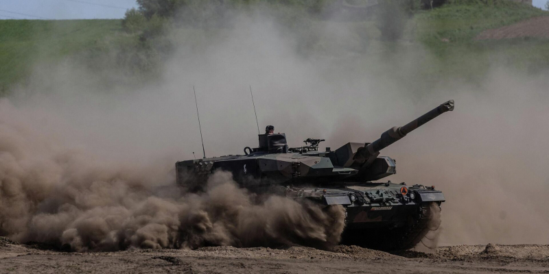 Ни себе, ни Киеву! Запад сливает на Украину военную рухлядь