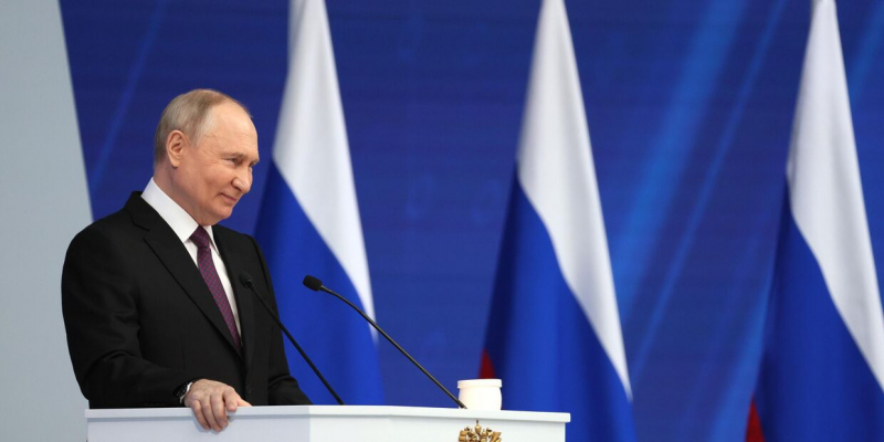 Al Arabiya: Путин дал понять Западу, что не допустит развала России