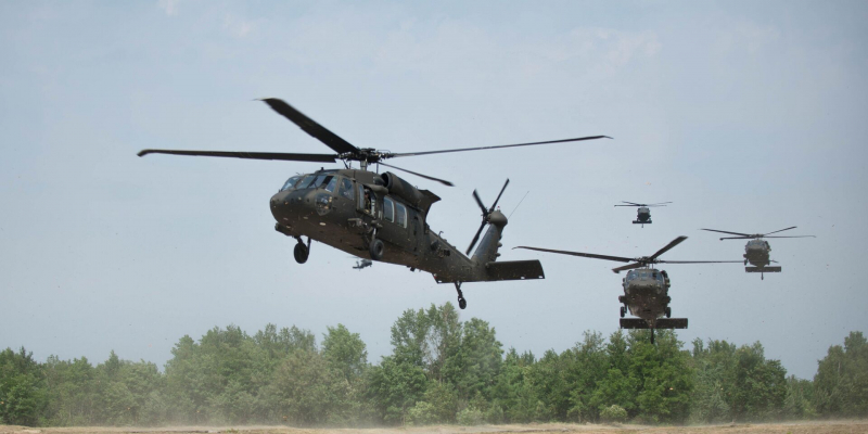 Onet: в Польше обратили внимание на череду инцидентов с вертолетами Black Hawk