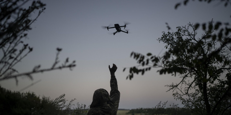 FT: в Киеве думают разрешить экспорт БПЛА — у самой Украины на них денег нет