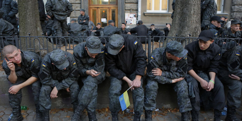 TNI: подкрепления в ВСУ поступают редкие и скудные, много случаев дезертирства