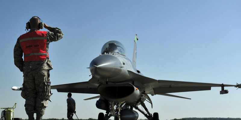 Newsweek: на Украине сбили очередной истребитель F-16, пилот погиб