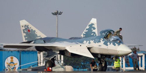 TNI: в России сошли с конвейера усовершенствованные истребители Су-57